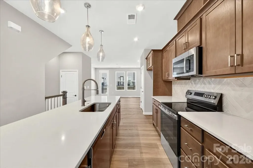 5517 Swaling Street Charlotte NC 28217