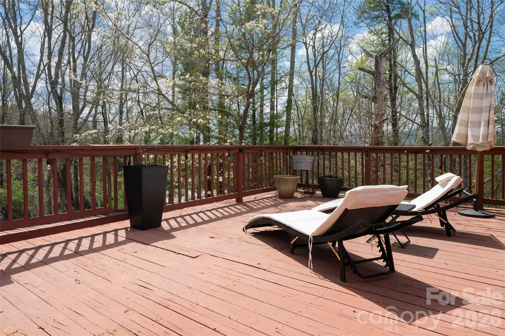 233 Church Road Fairview NC 28730