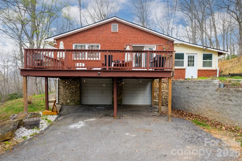 233 Church Road Fairview NC 28730