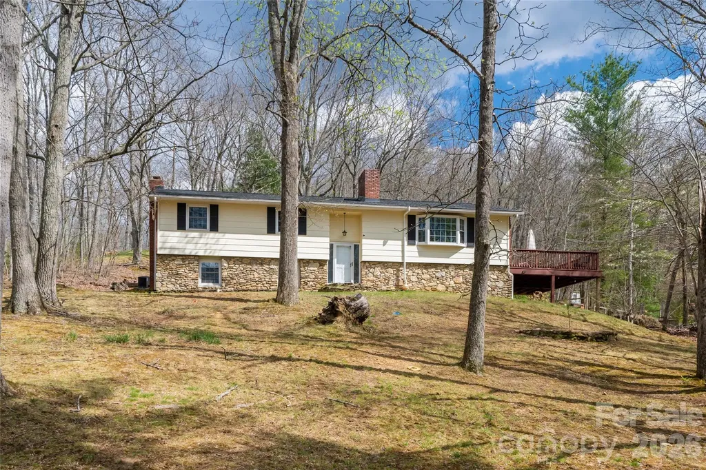 233 Church Road Fairview NC 28730