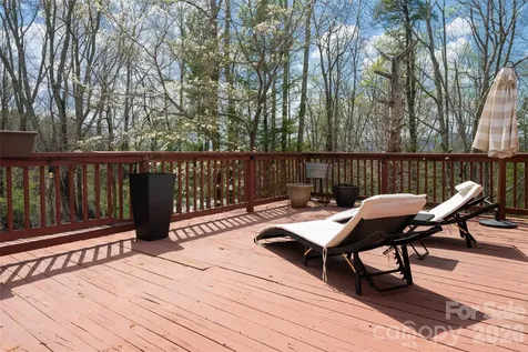 233 Church Road Fairview NC 28730