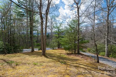 233 Church Road Fairview NC 28730