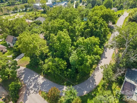 75 Green Oak Road Asheville NC 28804