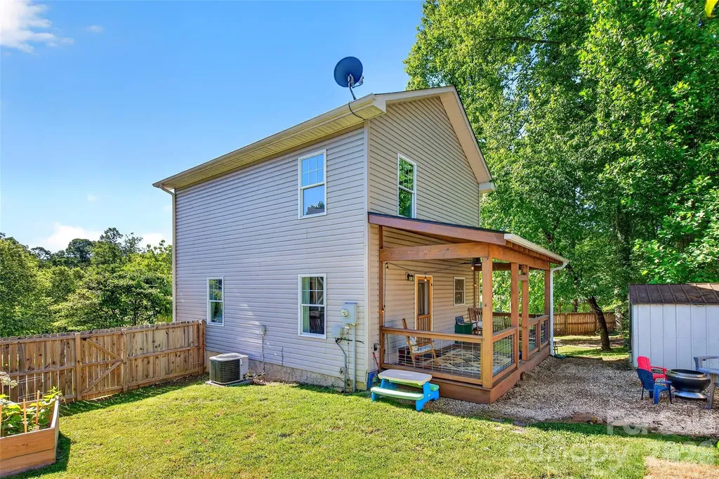 12 Jubilee Circle Black Mountain NC 28711