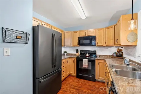 12 Jubilee Circle Black Mountain NC 28711