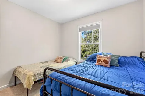 12 Jubilee Circle Black Mountain NC 28711