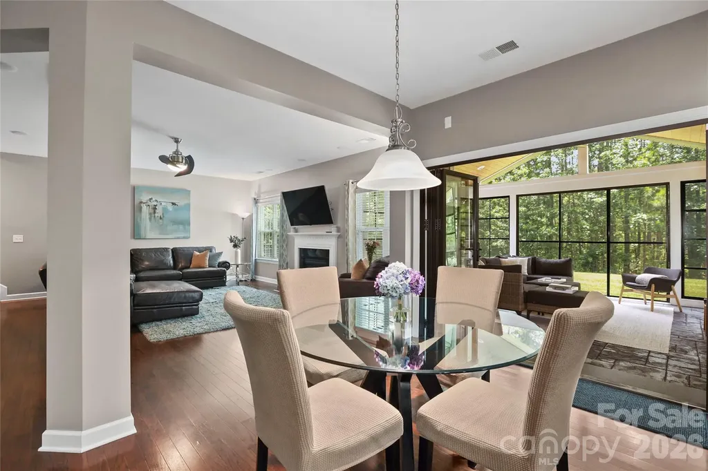 2412 Hamlet Court Matthews NC 28105