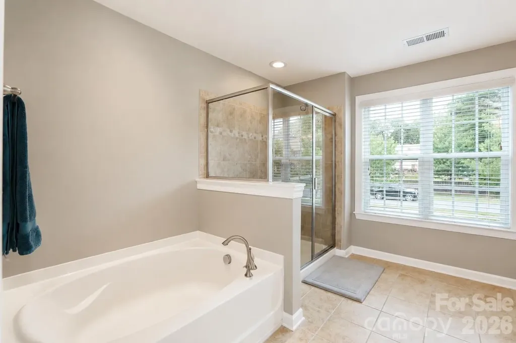 2412 Hamlet Court Matthews NC 28105
