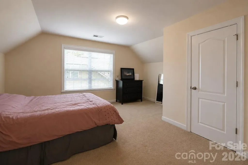 2412 Hamlet Court Matthews NC 28105