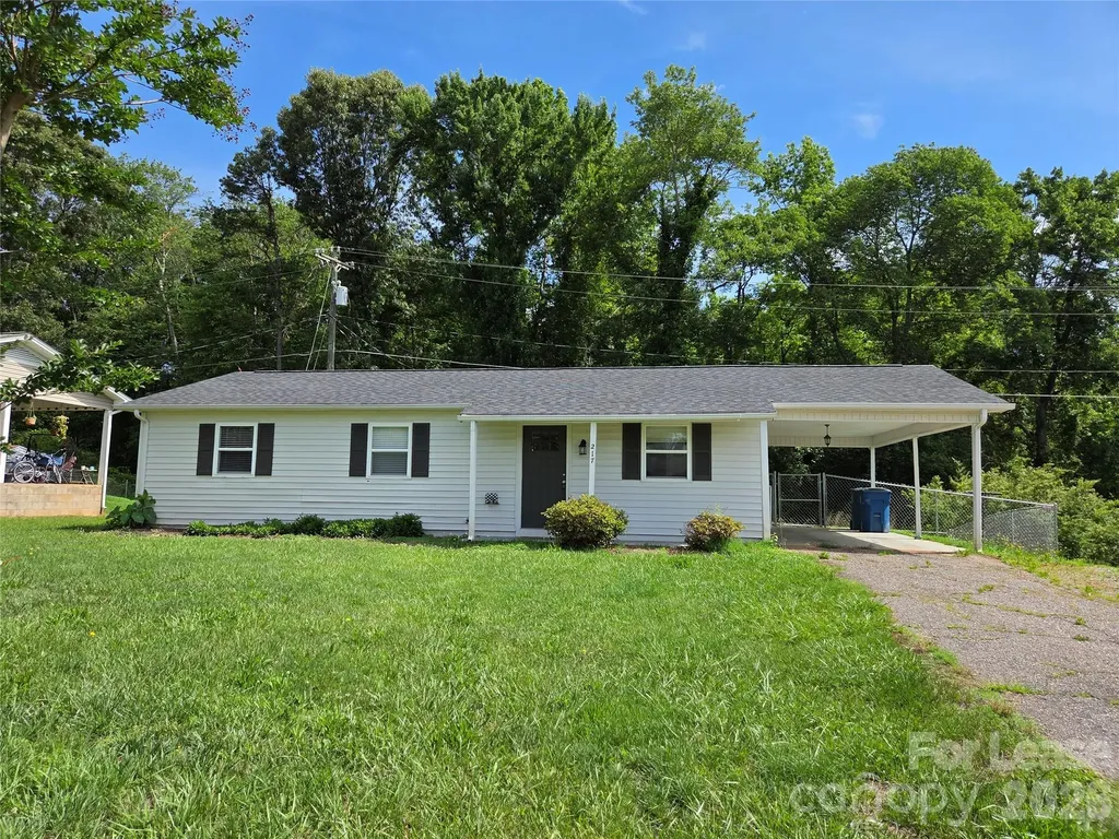217 Foxwood Drive Maiden NC 28650