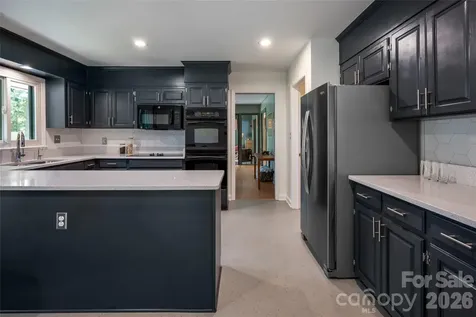 24 Amherst Road Biltmore Forest NC 28803