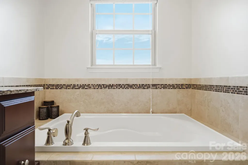 1760 Evergreen Drive Charlotte NC 28208