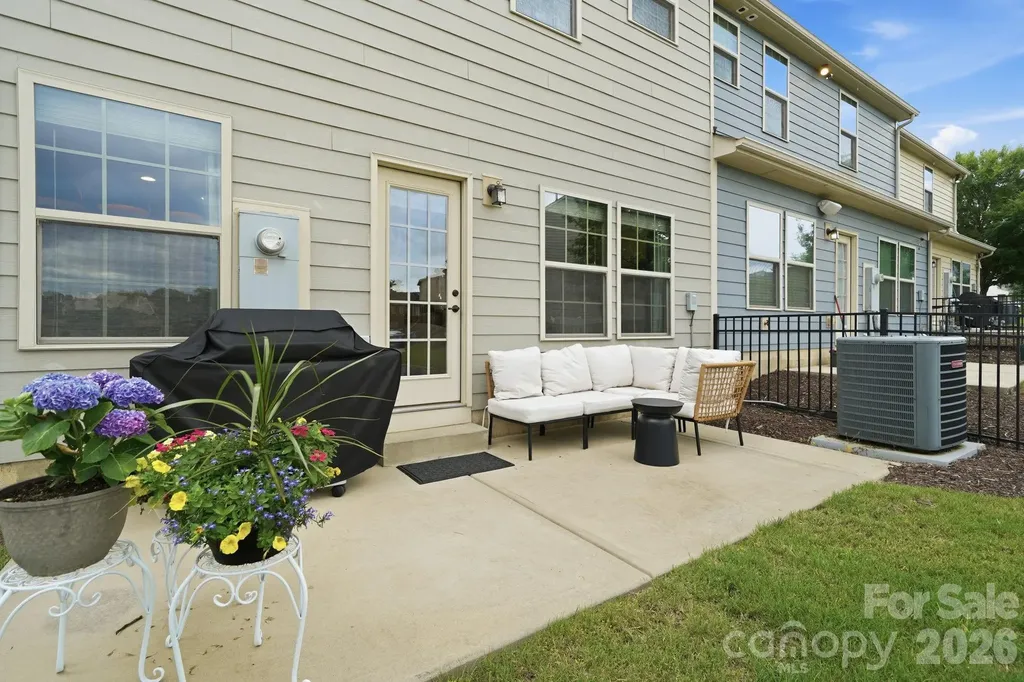 1760 Evergreen Drive Charlotte NC 28208