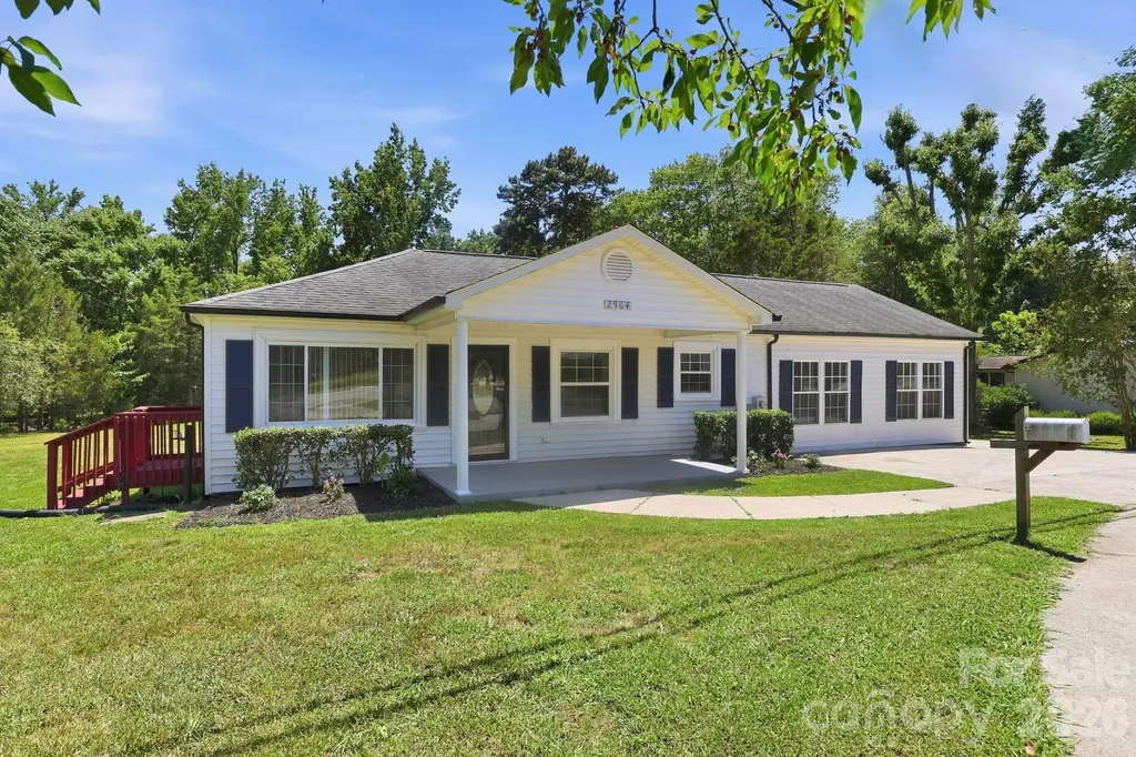 2964 Lane Street Kannapolis NC 28083