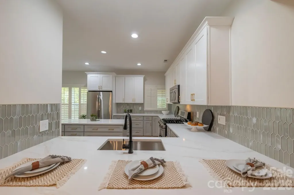 9323 Bonnie Briar Circle Charlotte NC 28277