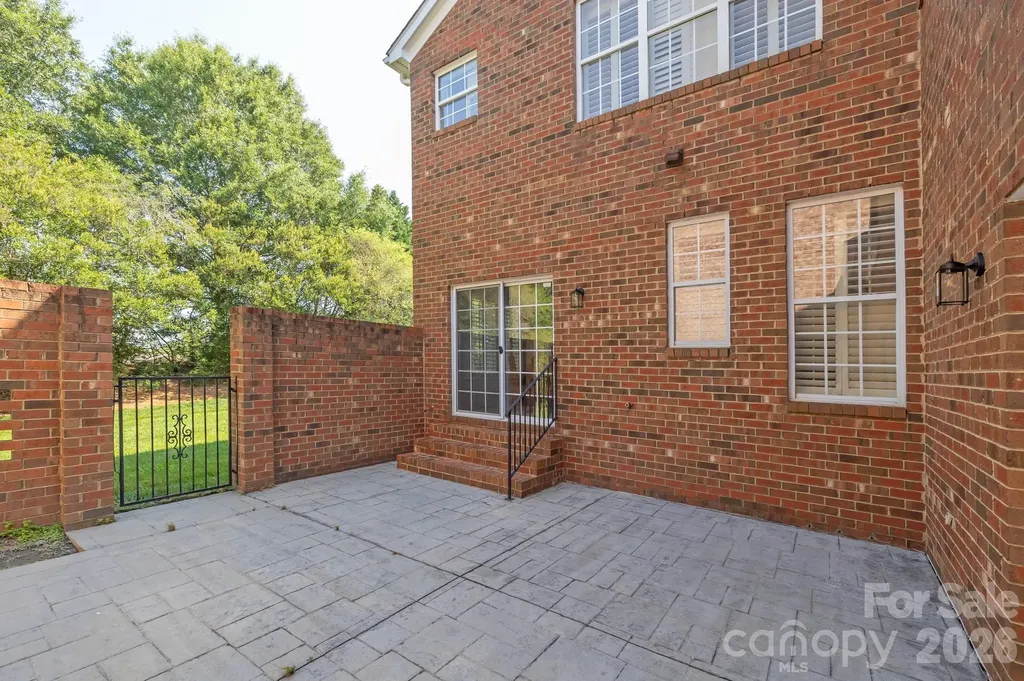 9323 Bonnie Briar Circle Charlotte NC 28277