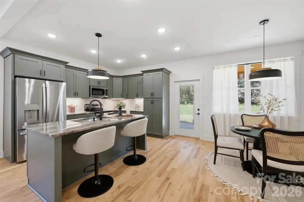 75 2nd Avenue SE Taylorsville NC 28681