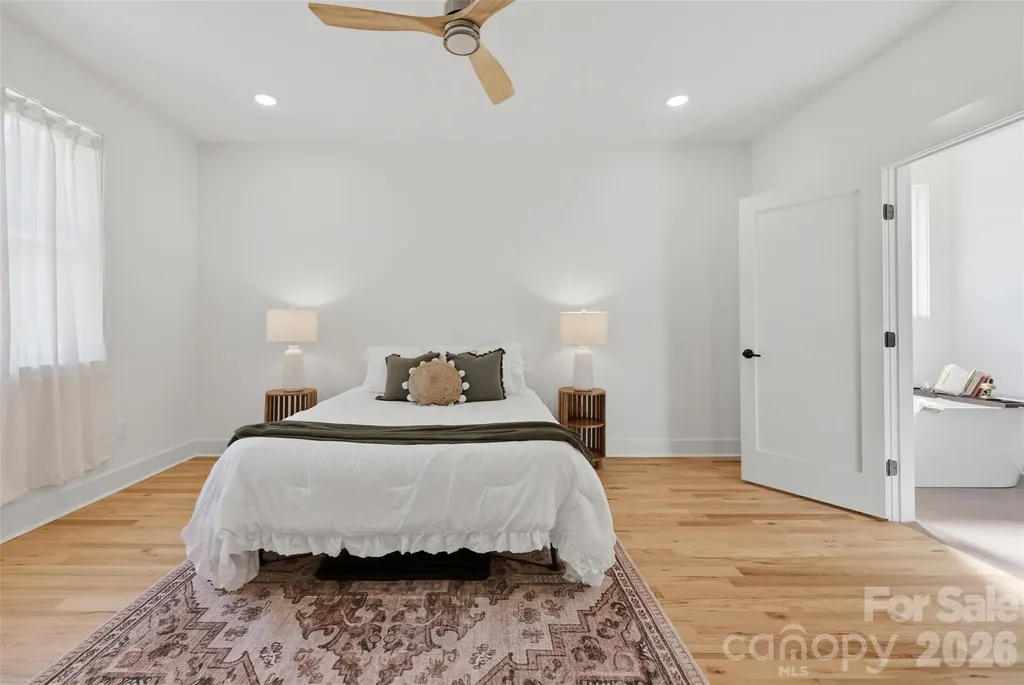 75 2nd Avenue SE Taylorsville NC 28681