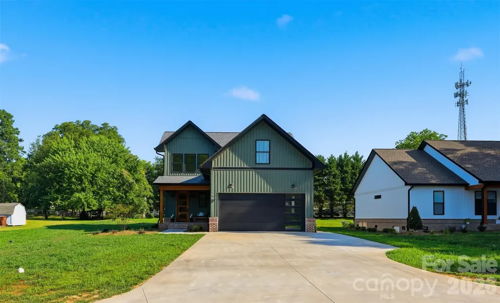 75 2nd Avenue SE Taylorsville NC 28681