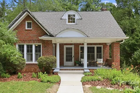 23 Warwick Place Asheville NC 28804