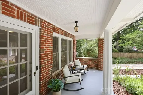 23 Warwick Place Asheville NC 28804