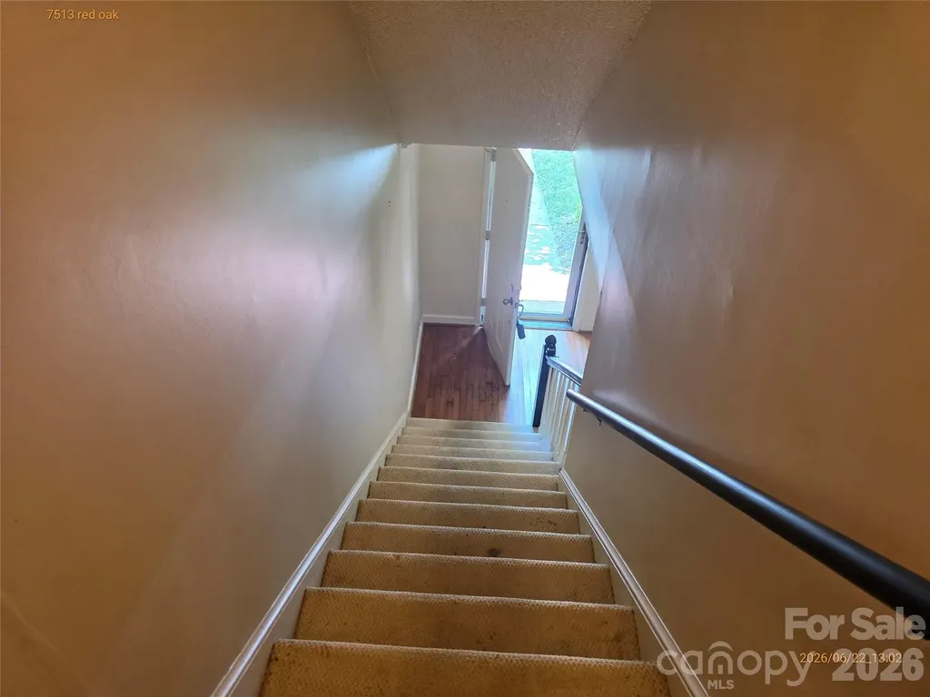 7513 Red Oak Lane Charlotte NC 28226