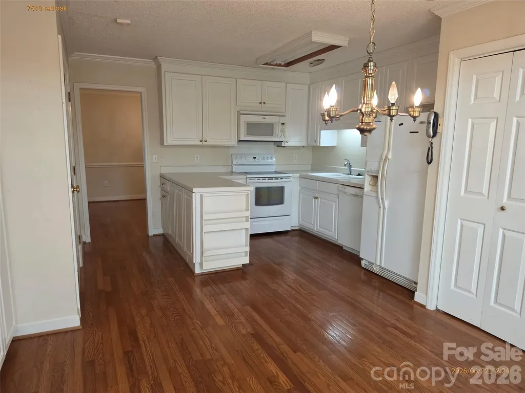 7513 Red Oak Lane Charlotte NC 28226