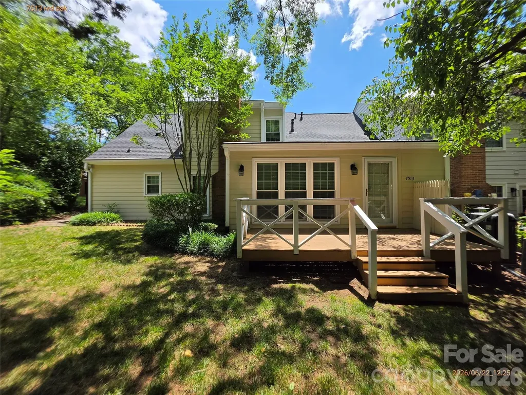 7513 Red Oak Lane Charlotte NC 28226