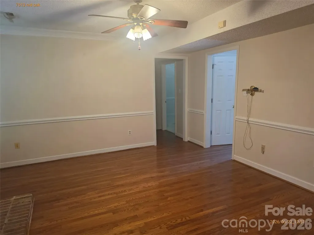 7513 Red Oak Lane Charlotte NC 28226