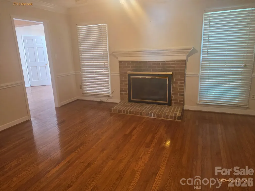 7513 Red Oak Lane Charlotte NC 28226