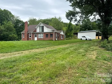 102 Ransom Road Clyde NC 28721