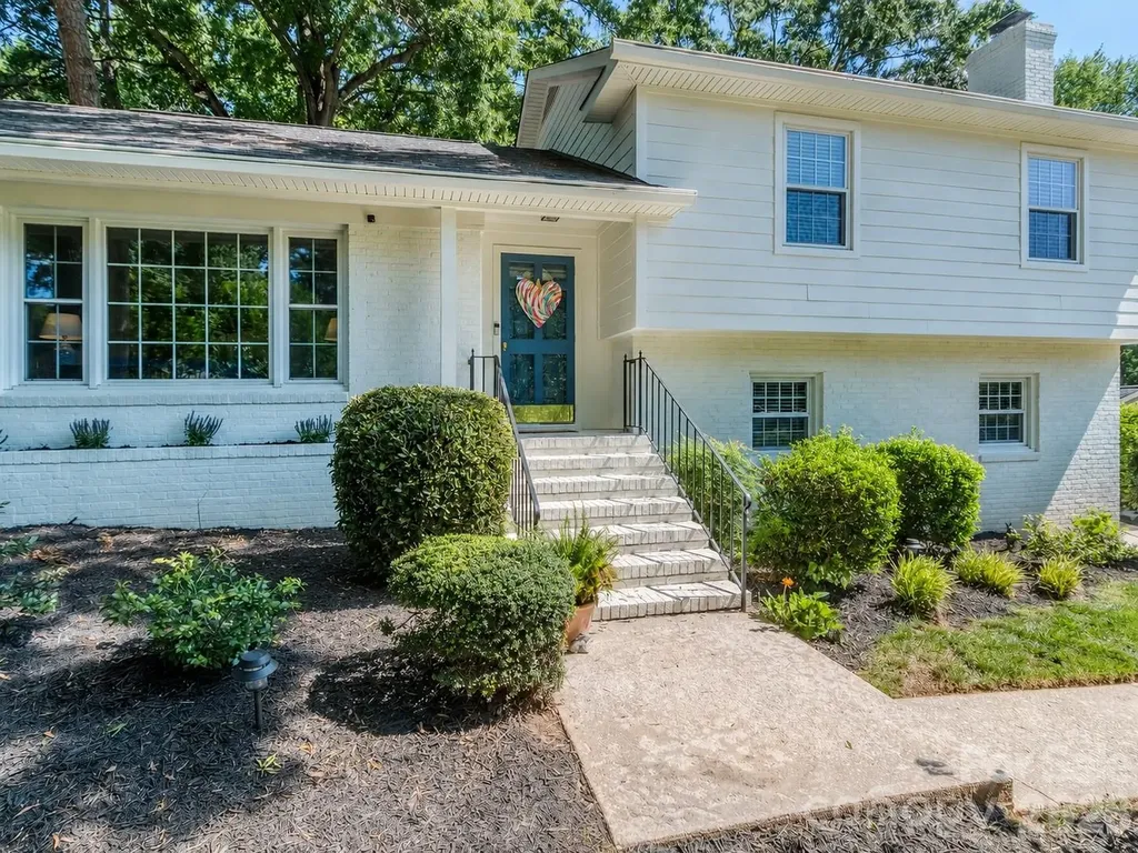 6817 Ronda Avenue Charlotte NC 28211