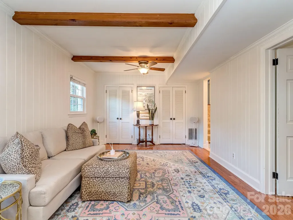 6817 Ronda Avenue Charlotte NC 28211