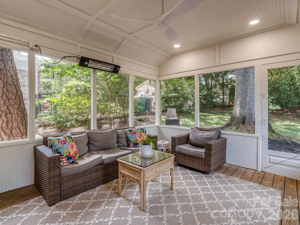 6817 Ronda Avenue Charlotte NC 28211