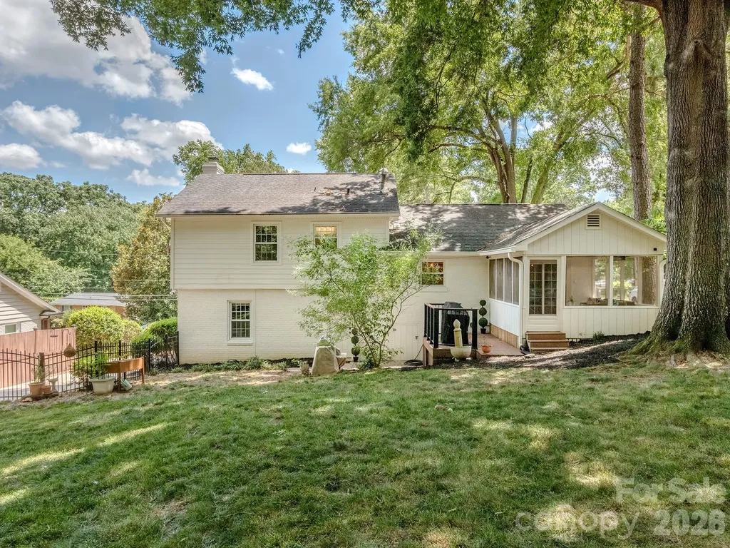 6817 Ronda Avenue Charlotte NC 28211