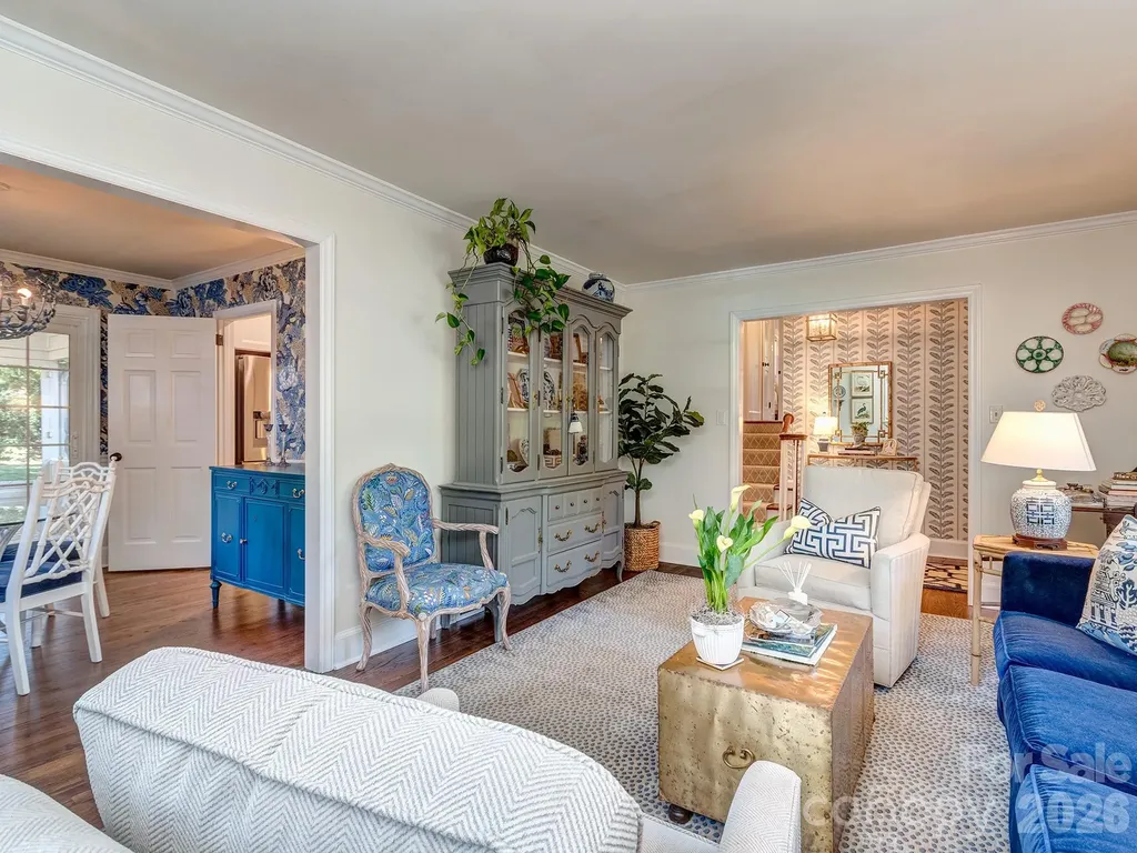6817 Ronda Avenue Charlotte NC 28211