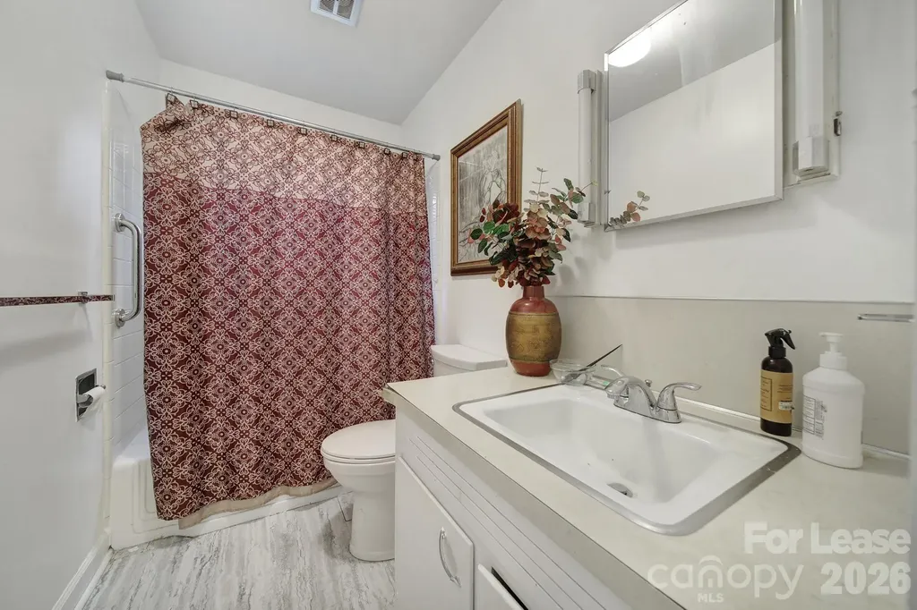 4301 Briarhill Drive Charlotte NC 28215