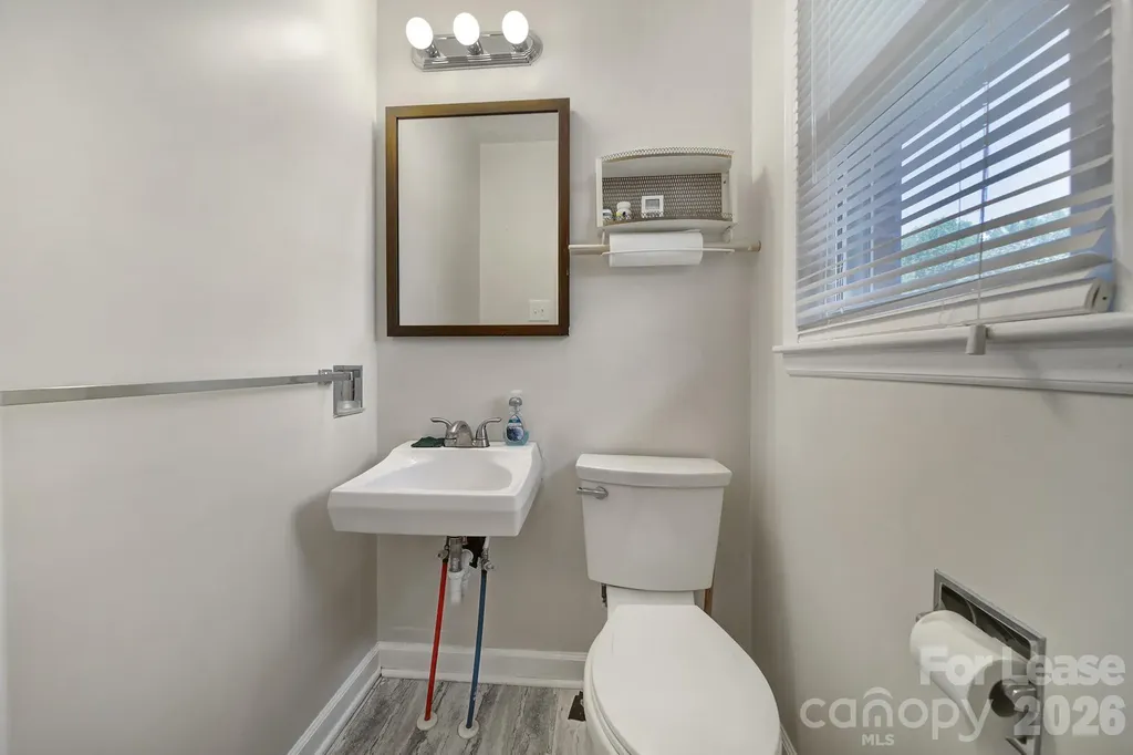 4301 Briarhill Drive Charlotte NC 28215