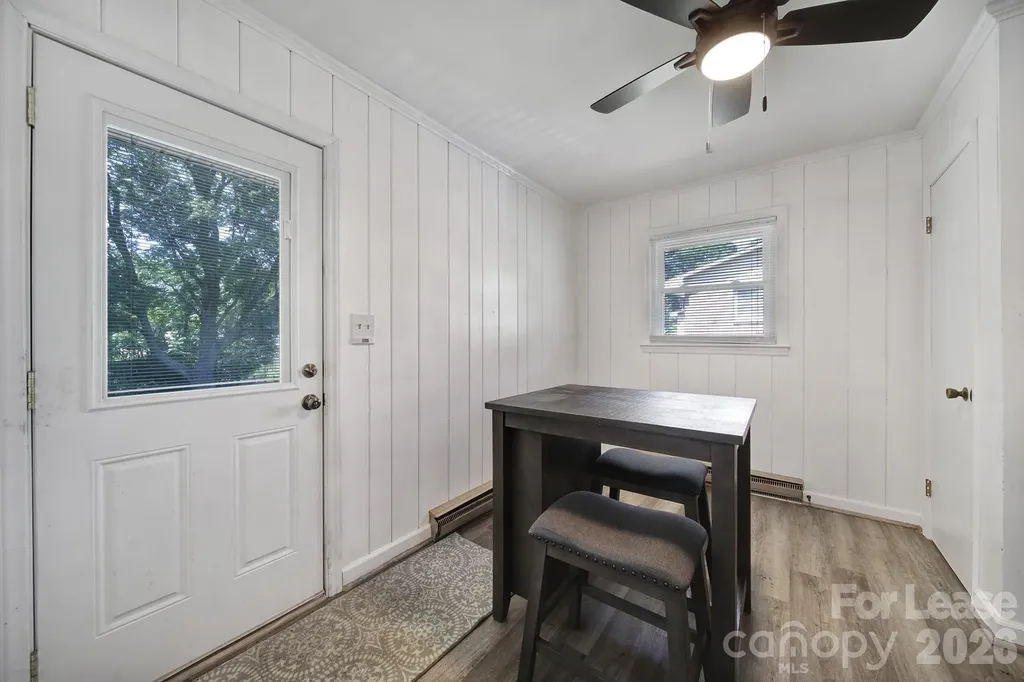 4301 Briarhill Drive Charlotte NC 28215
