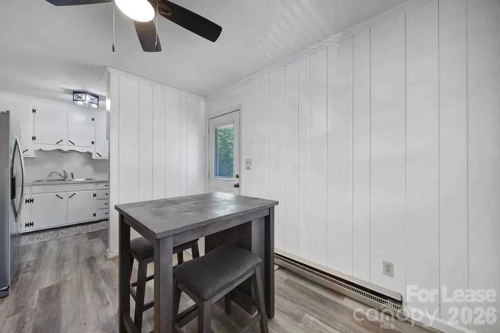 4301 Briarhill Drive Charlotte NC 28215