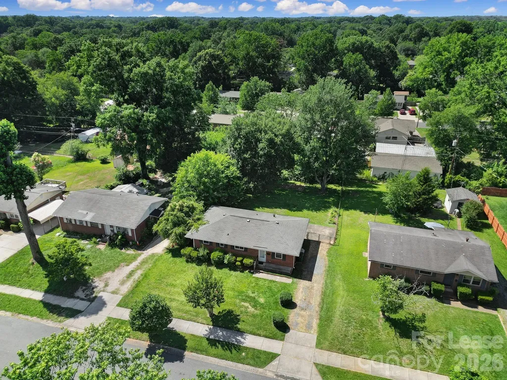 4301 Briarhill Drive Charlotte NC 28215