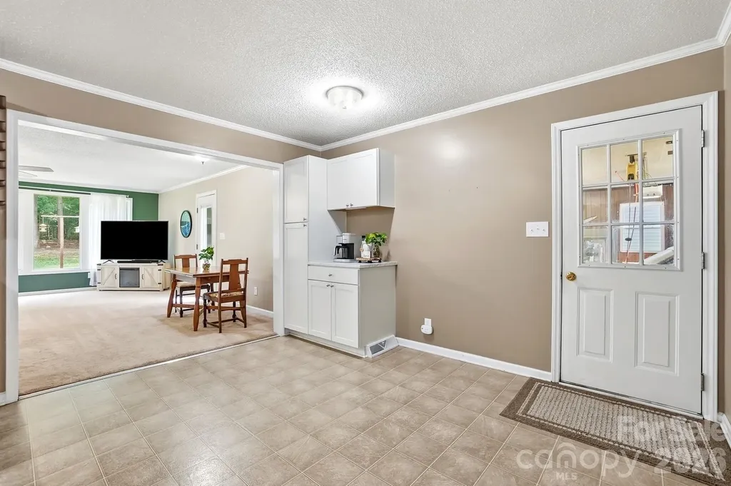 5542 Randolph Road Kannapolis NC 28081