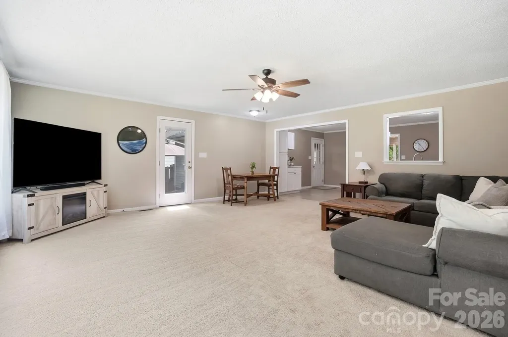 5542 Randolph Road Kannapolis NC 28081