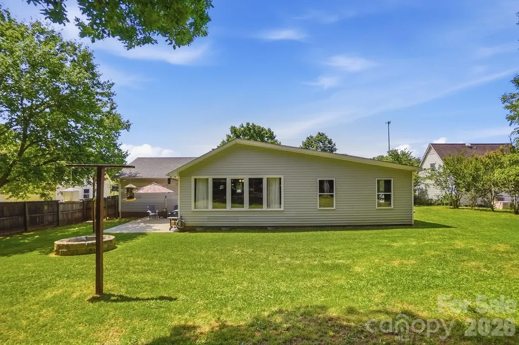 5542 Randolph Road Kannapolis NC 28081