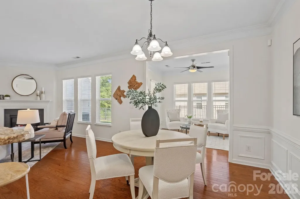 1809 Royal Gorge Avenue Charlotte NC 28210