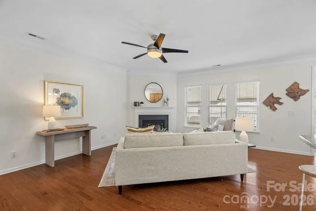 1809 Royal Gorge Avenue Charlotte NC 28210