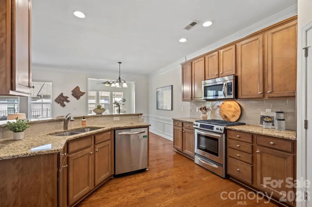 1809 Royal Gorge Avenue Charlotte NC 28210