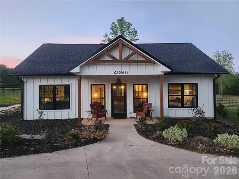 4085 Hunting Country Road Tryon NC 28782