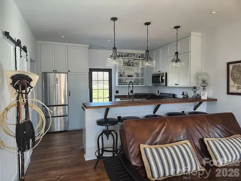 4085 Hunting Country Road Tryon NC 28782