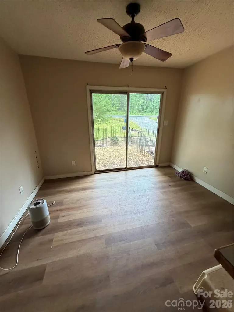2723 Tatertown Loop Nebo NC 28761